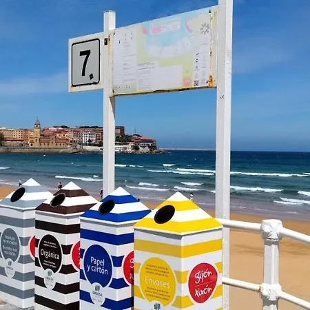 La Playa خيخون